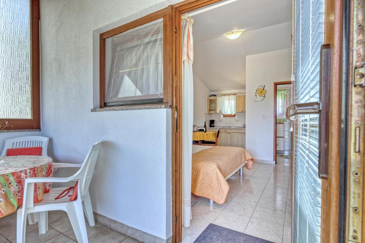 Apartmets Slavica 1644 バニョレ エクステリア 写真