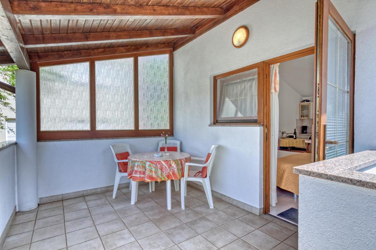 Apartmets Slavica 1644 バニョレ エクステリア 写真
