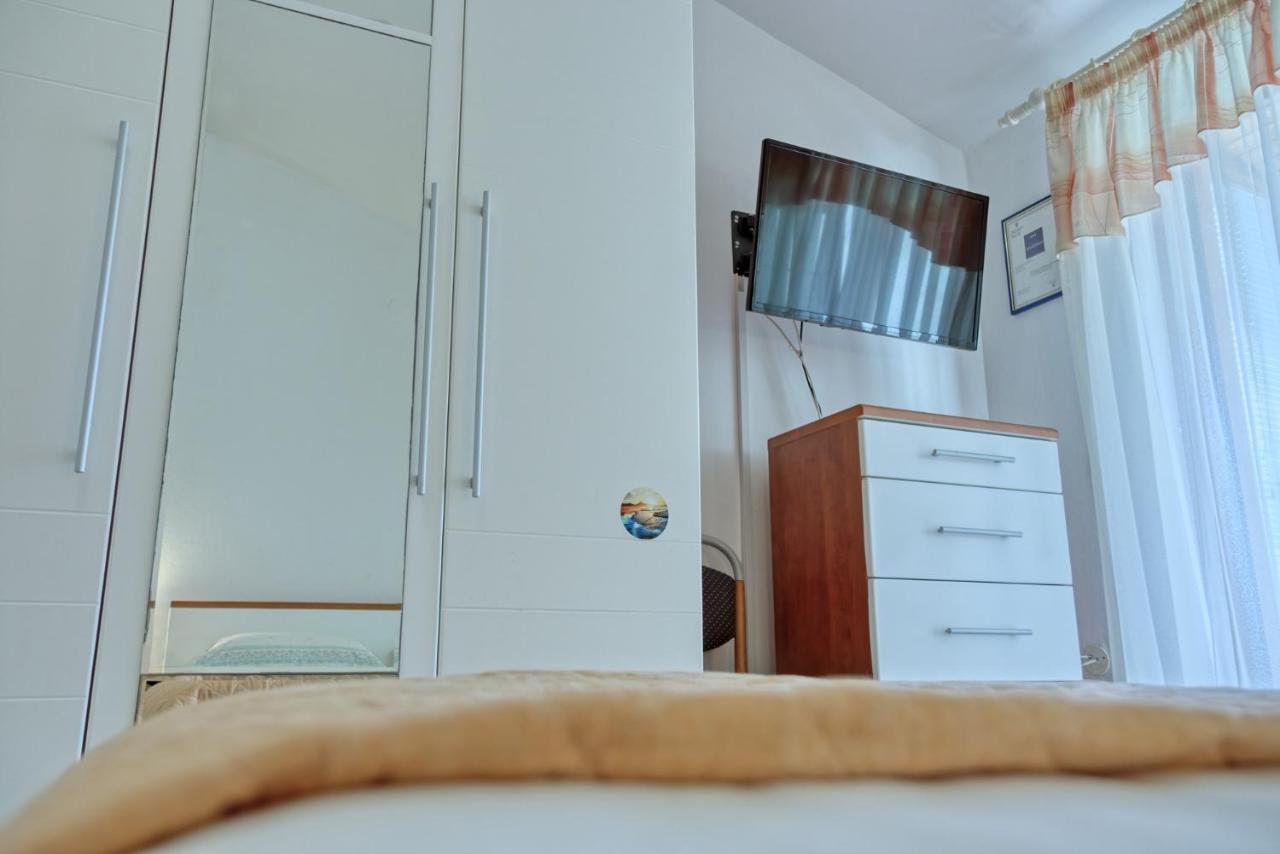 Apartmets Slavica 1644 バニョレ エクステリア 写真